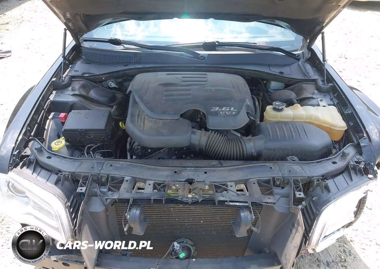 2012 Chrysler 300 Limited VIN:2C3CCACG6CH113202 - 10