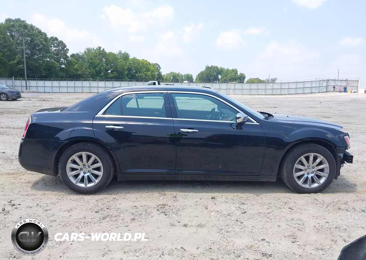 2012 Chrysler 300 Limited VIN:2C3CCACG6CH113202 - 13