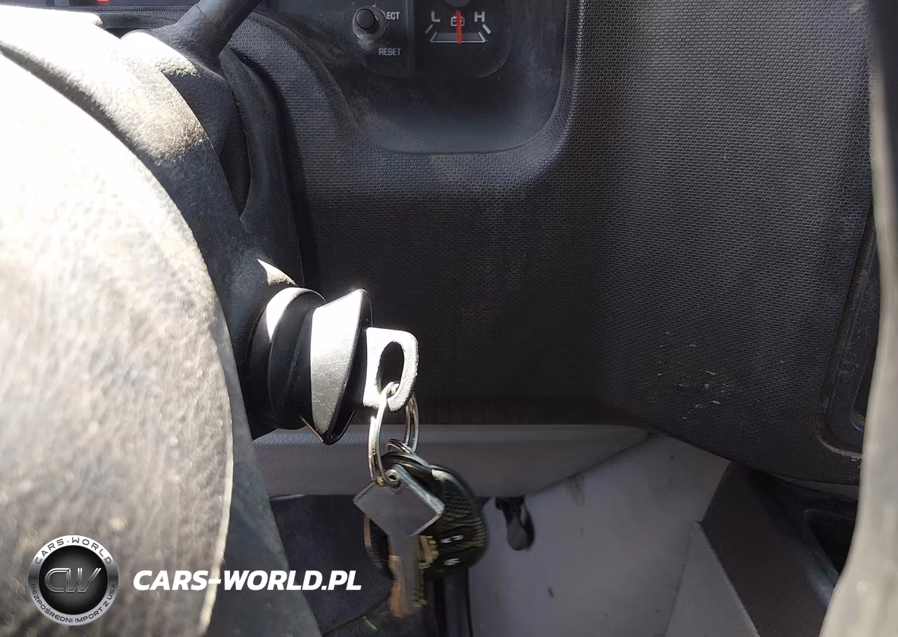 2011 Ford Econoline Commercial Cutaway VIN:1FDSE3FL1BDA09746 - 10