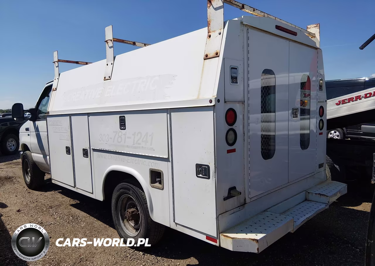 2011 Ford Econoline Commercial Cutaway VIN:1FDSE3FL1BDA09746 - 14