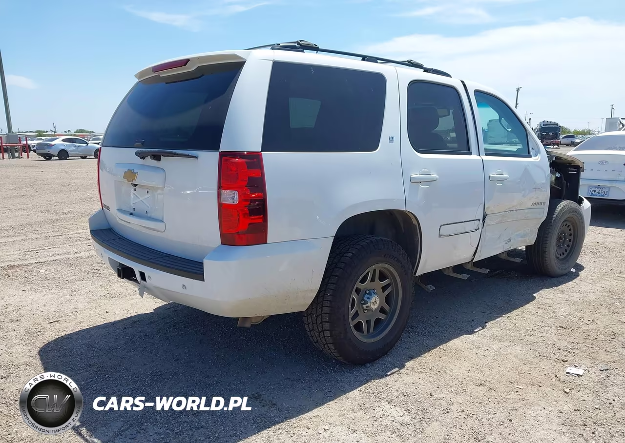 2014 Chevrolet Tahoe Lt VIN:1GNSCBE08ER220341 - 4