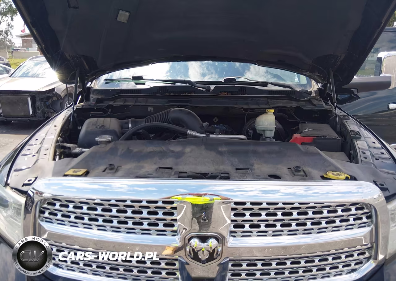 2014 Ram 1500 Laramie VIN:1C6RR7VT2ES157895 - 10