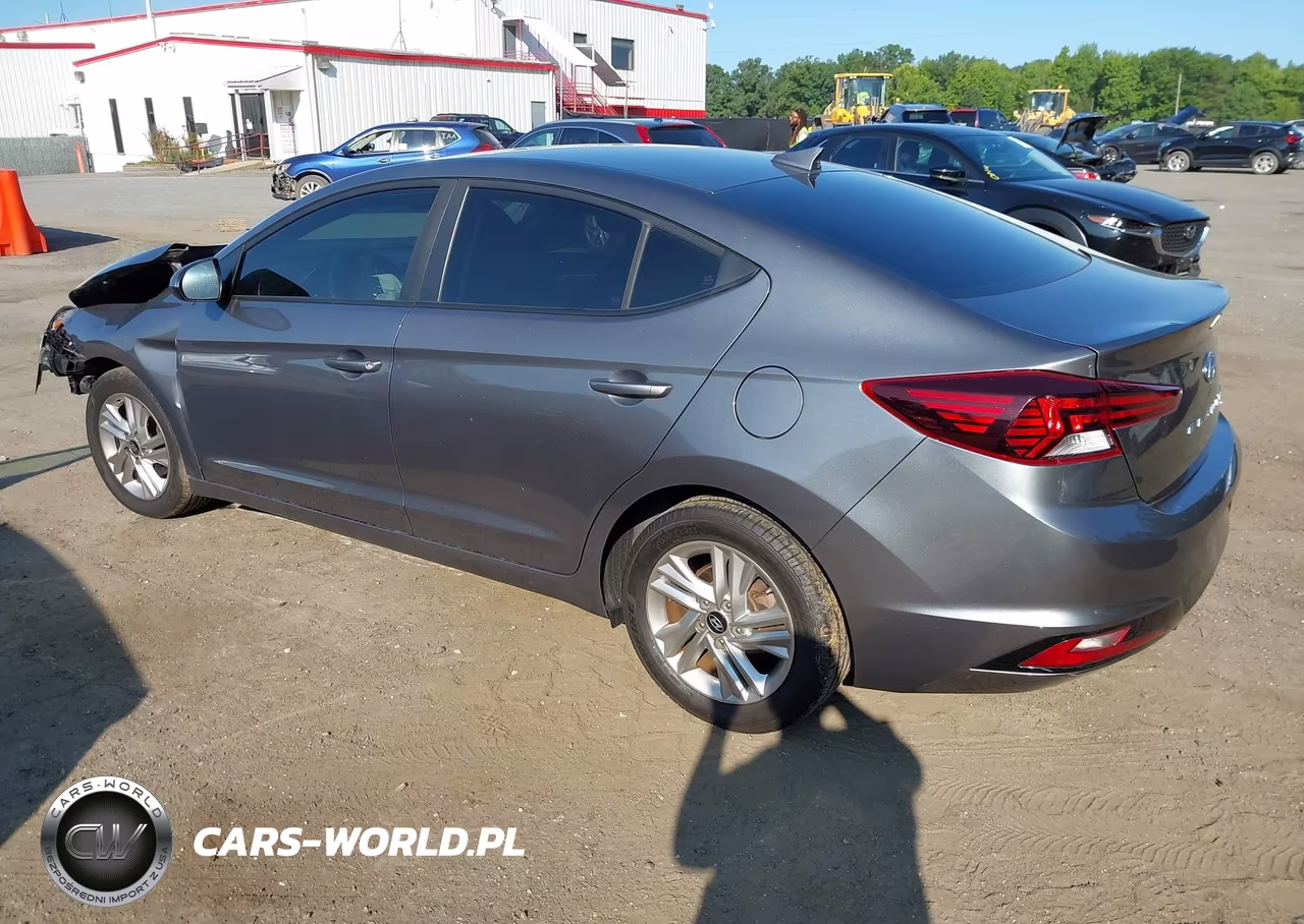 2019 Hyundai Elantra Sel VIN:5NPD84LF5KH473982 - 3