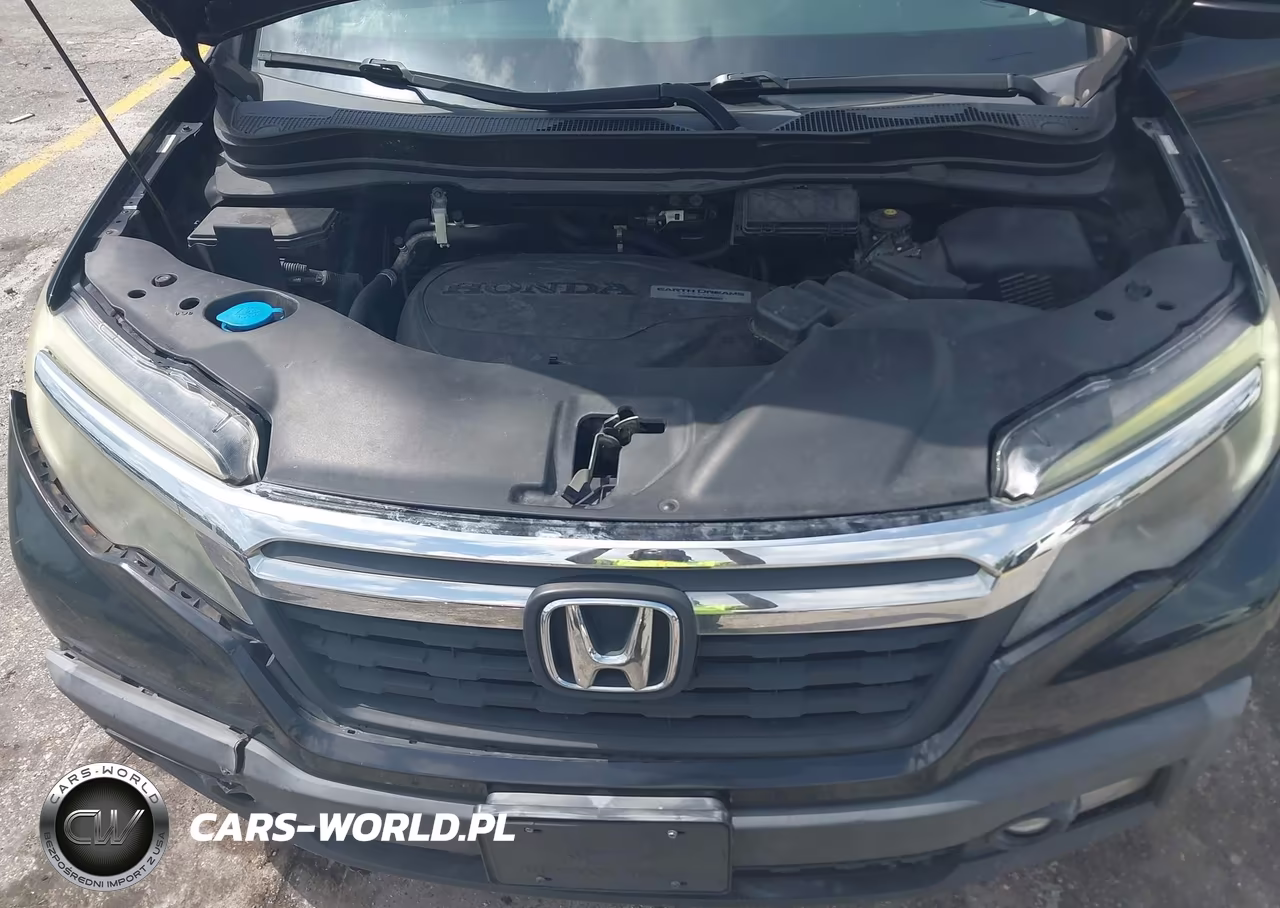 2017 Honda Ridgeline Rtl-T VIN:5FPYK2F68HB006024 - 10