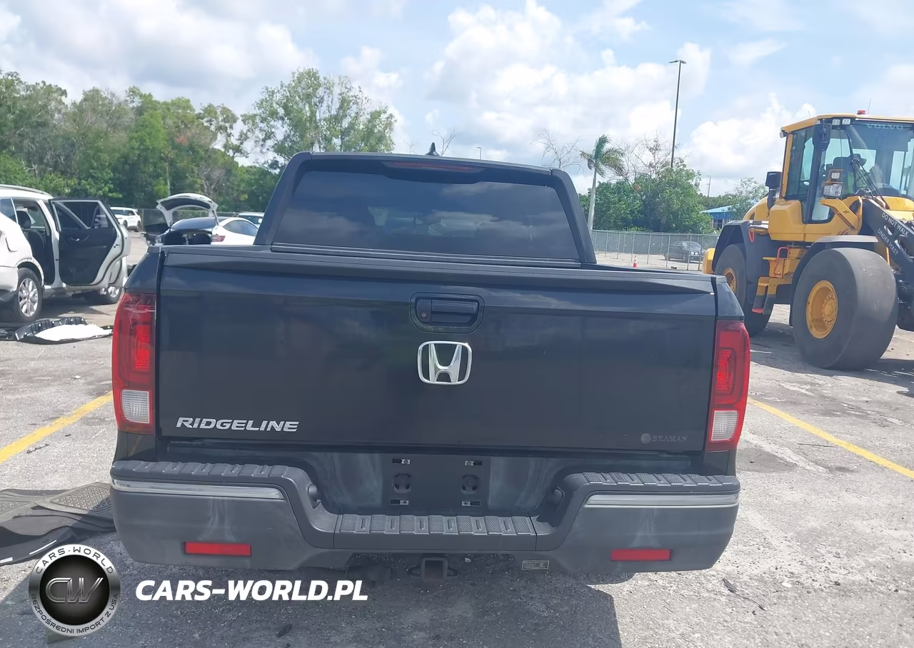 2017 Honda Ridgeline Rtl-T VIN:5FPYK2F68HB006024 - 16