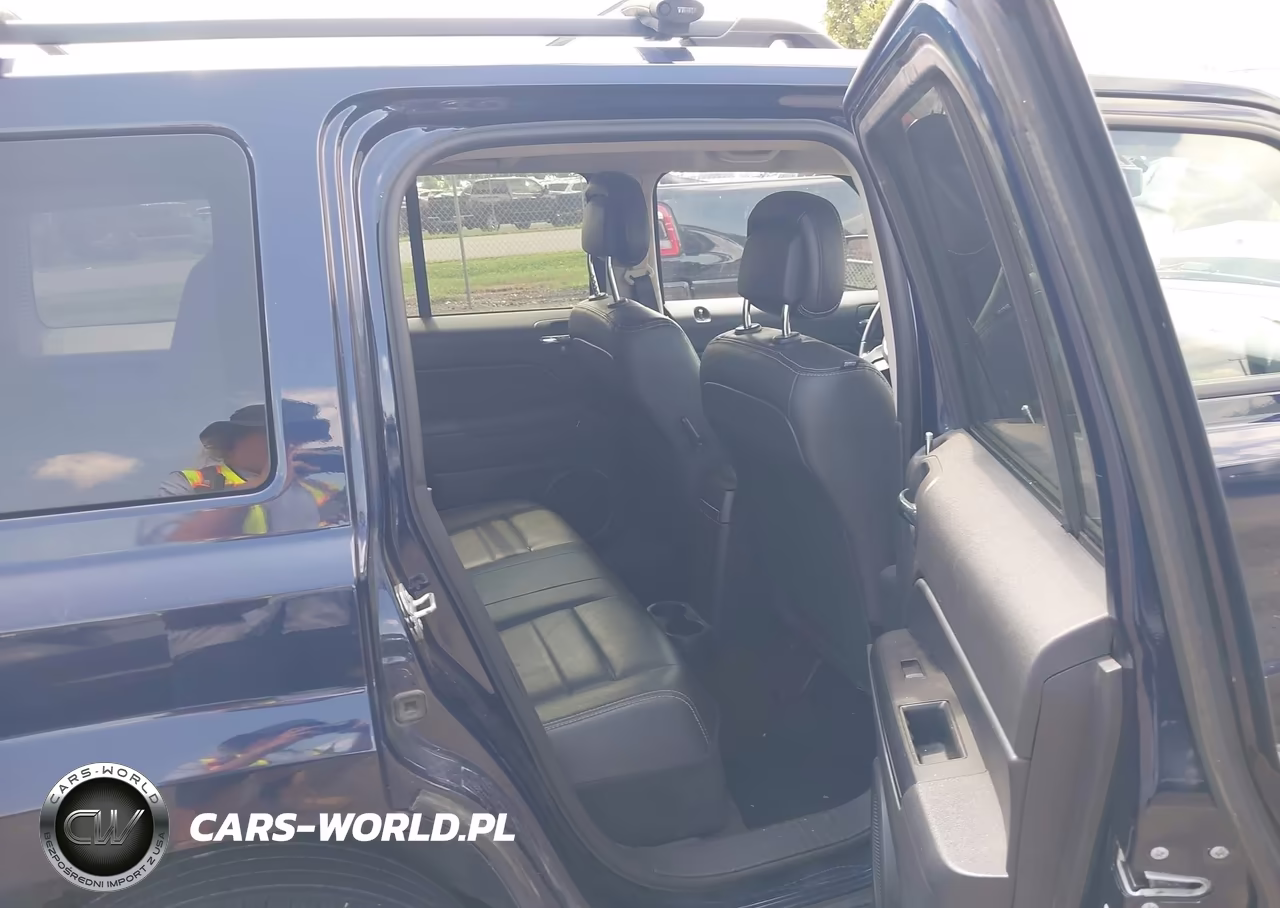 2015 Jeep Patriot High Altitude Edition VIN:1C4NJRFB7FD365938 - 8