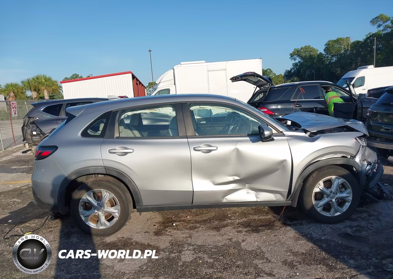 2024 Honda Hr-V 2Wd Lx VIN:3CZRZ1H39RM703845 - 13