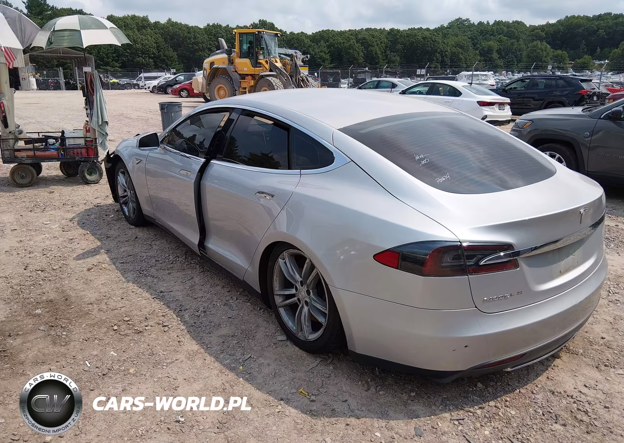 2012 Tesla Model S Signature VIN:5YJSA1CN5CFP01674 - 3