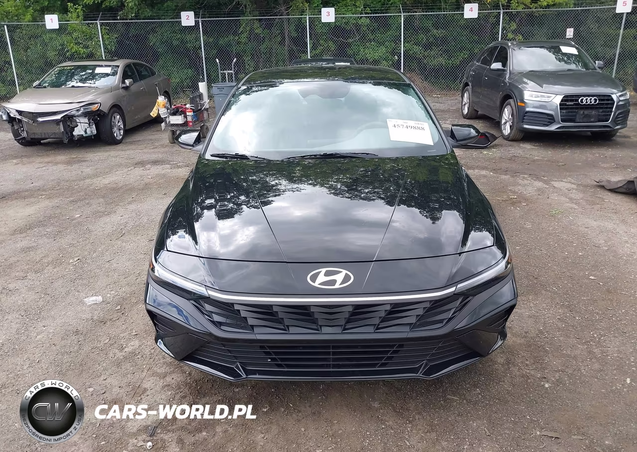 2026 Hyundai Elantra Se VIN:KMHLL4DGXTU192930 - 13