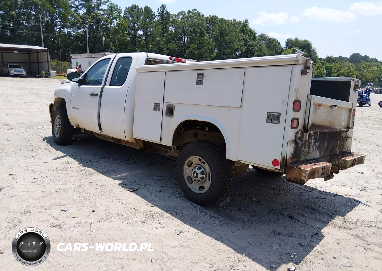 2013 Chevrolet Silverado 2500Hd Work Truck VIN:1GB2CVCG2DZ213527 - 3