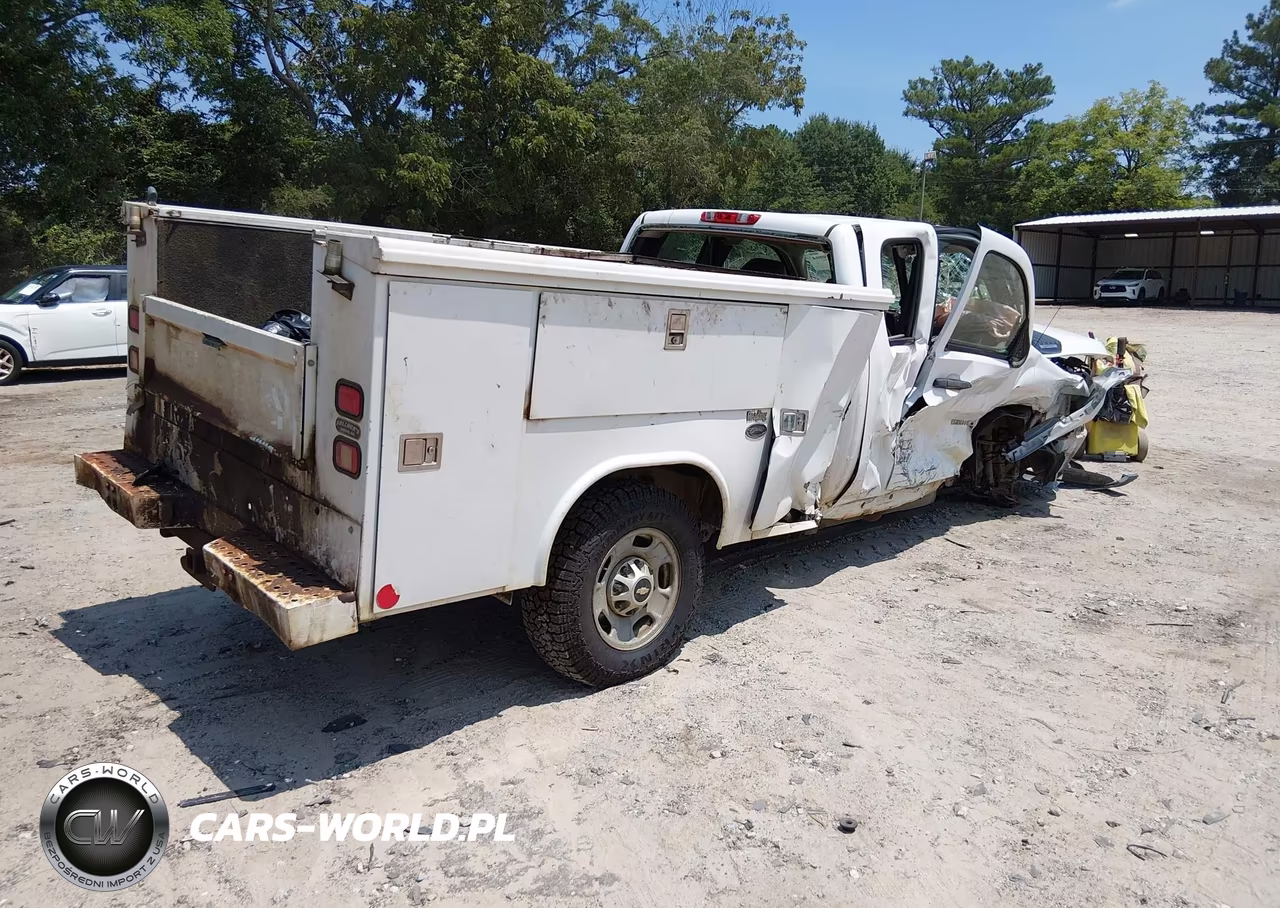 2013 Chevrolet Silverado 2500Hd Work Truck VIN:1GB2CVCG2DZ213527 - 4