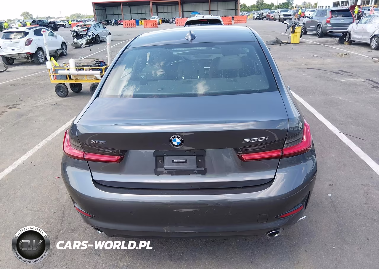 2020 BMW 330I xDrive VIN:3MW5R7J01L8B03891 - 16