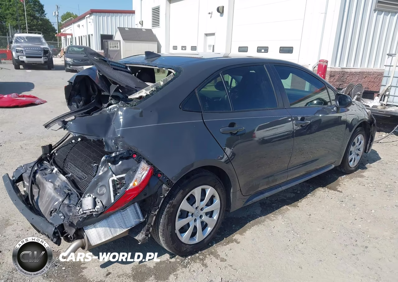2026 Toyota Corolla Hybrid Hybrid Le VIN:JTDBCMFE2T3116605 - 4