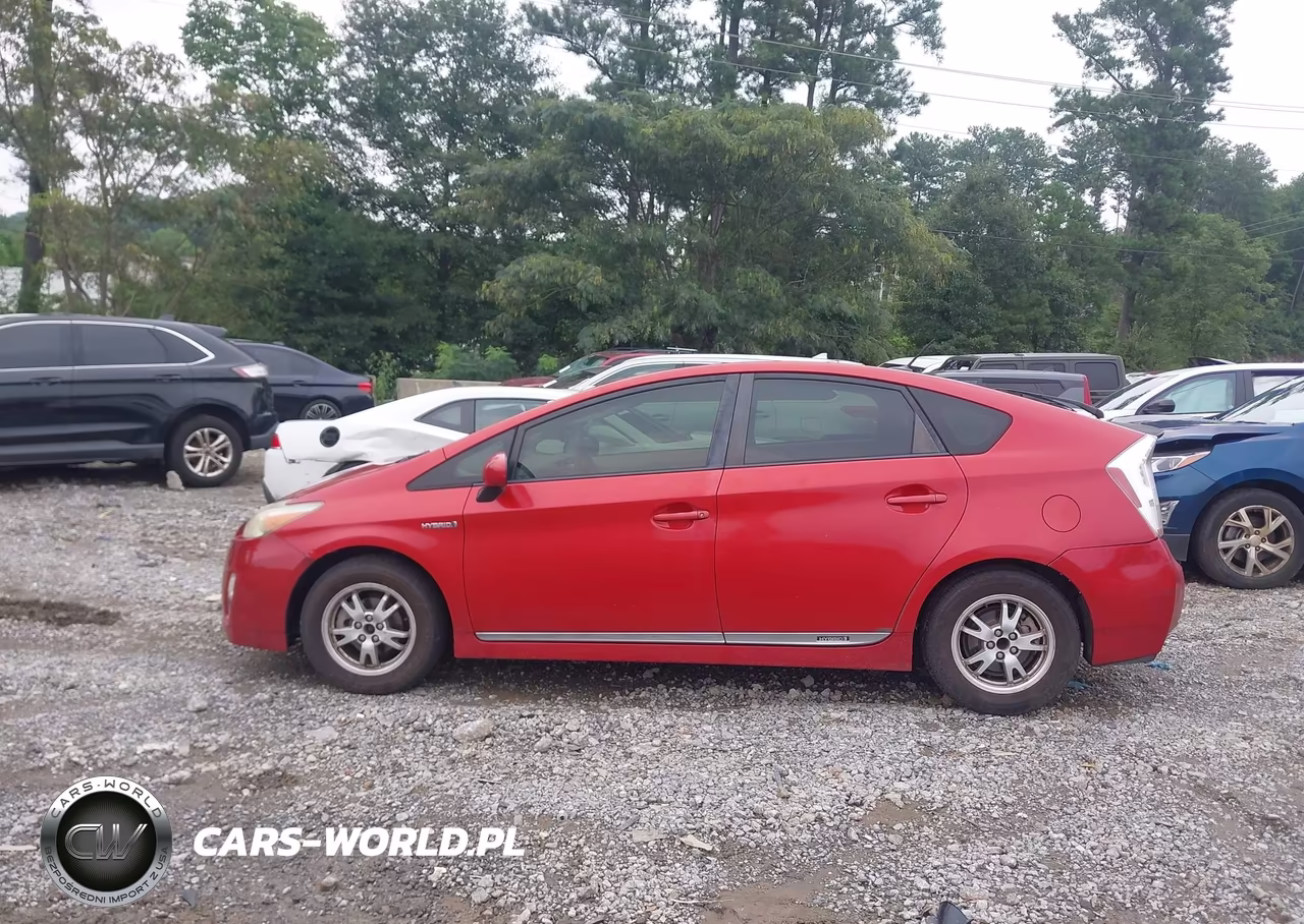 2011 Toyota Prius Three VIN:JTDKN3DUXB1440913 - 14