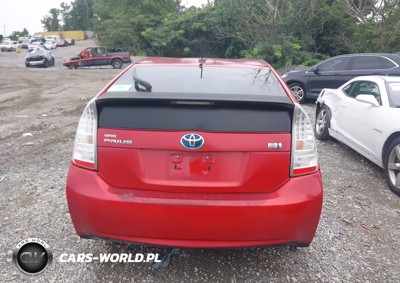 2011 Toyota Prius Three VIN:JTDKN3DUXB1440913 - 16