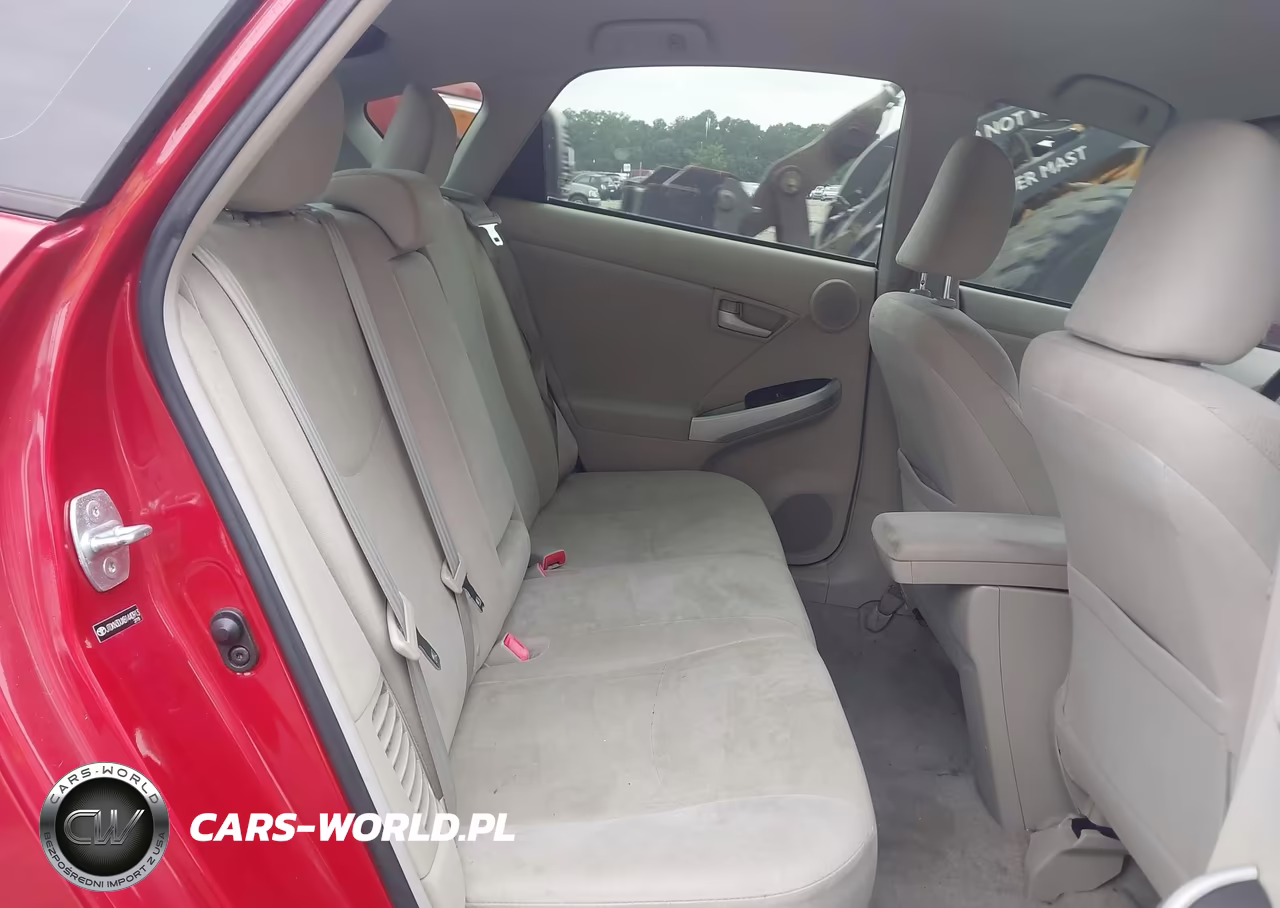 2011 Toyota Prius Three VIN:JTDKN3DUXB1440913 - 8