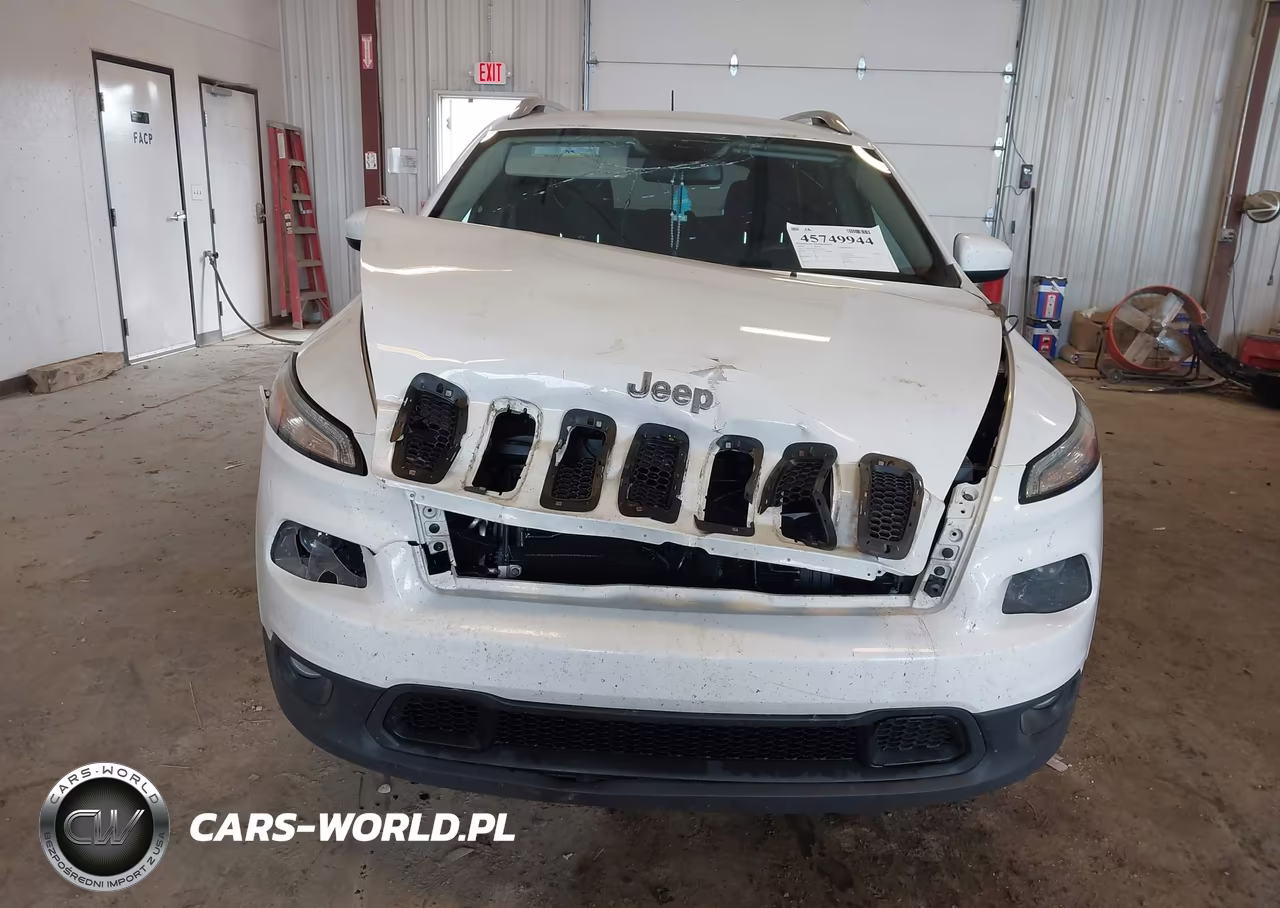 2016 Jeep Cherokee Latitude VIN:1C4PJLCS0GW347376 - 6