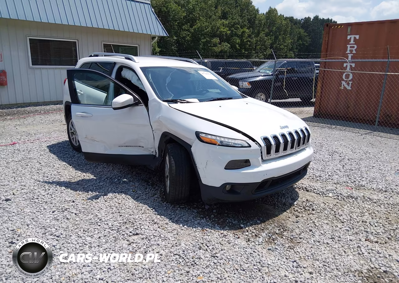 2015 Jeep Cherokee Latitude – zdjęcie 1 z 16