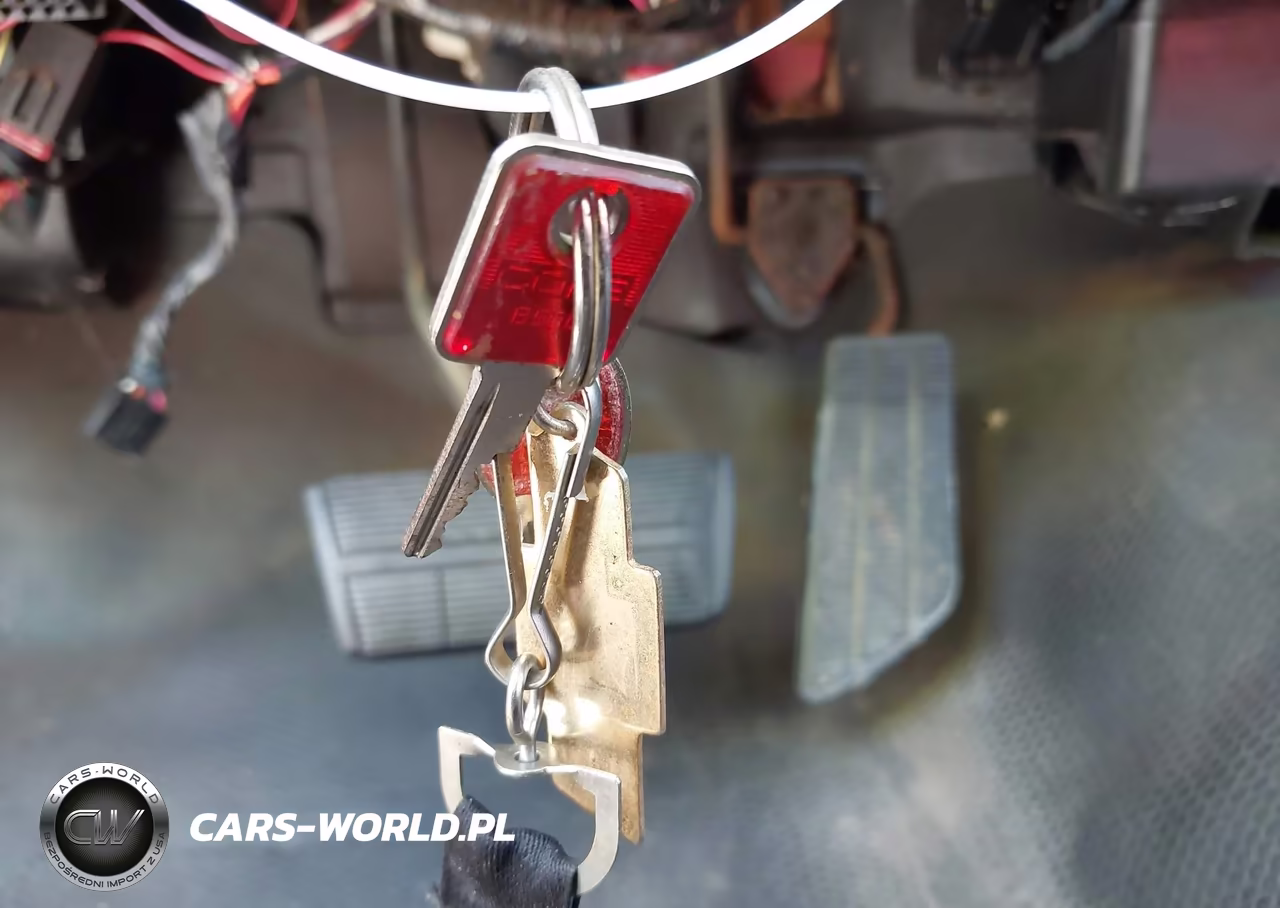 1989 Chevrolet Gmt-400 C1500 VIN:1GCDC14H1KE150770 - 11
