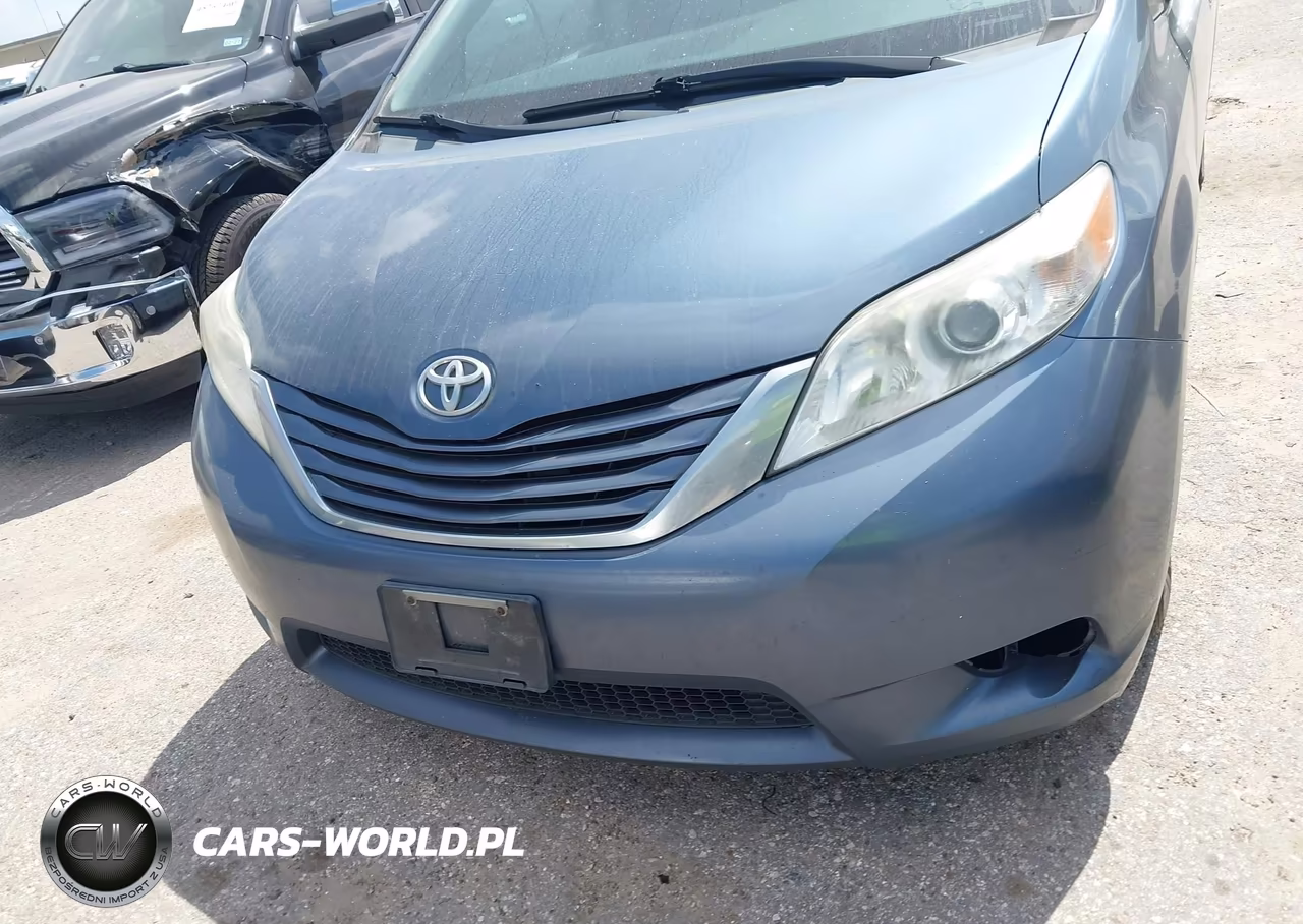 2015 Toyota Sienna Le 7 Passenger VIN:5TDJK3DC8FS118355 - 12
