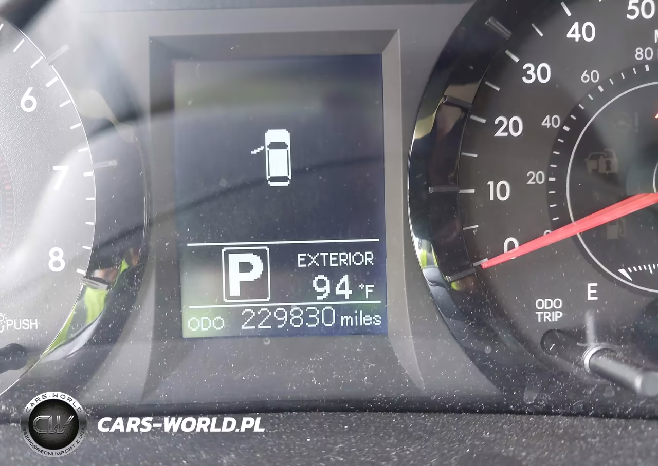 2015 Toyota Sienna Le 7 Passenger VIN:5TDJK3DC8FS118355 - 15