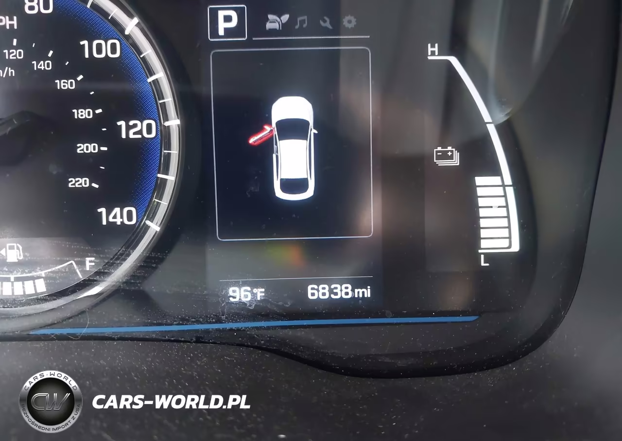 2018 Hyundai Ioniq Hybrid Blue VIN:KMHC65LC1JU075617 - 16