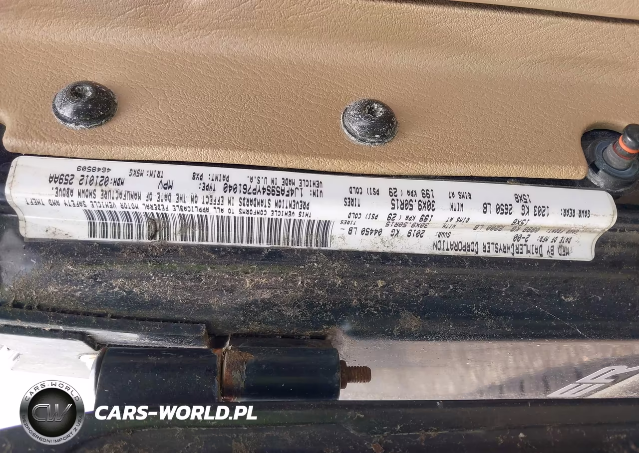 2000 Jeep Wrangler Sahara VIN:1J4FA59S4YP761040 - 9