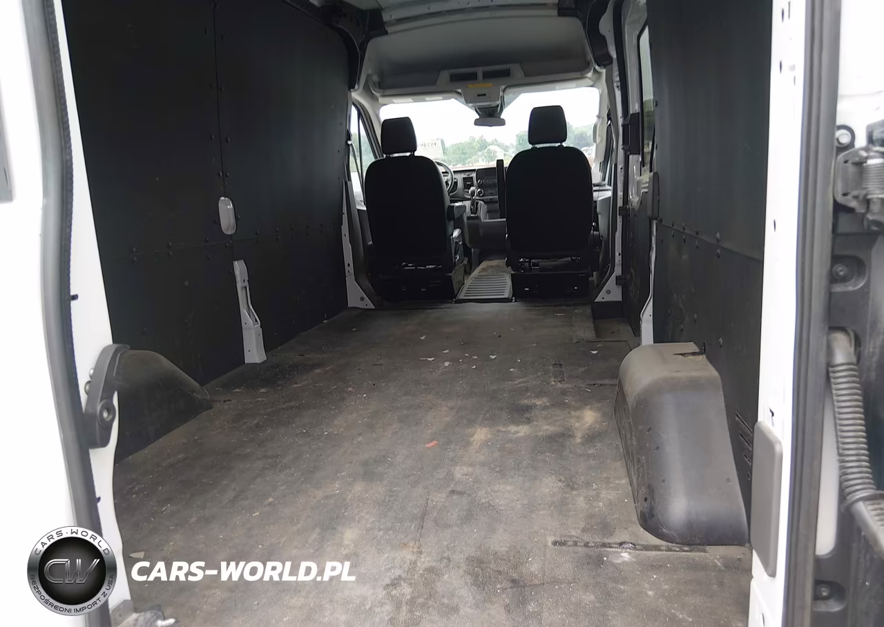 2025 Ford Transit-150 VIN:1FTYE1C8XSKA04768 - 8