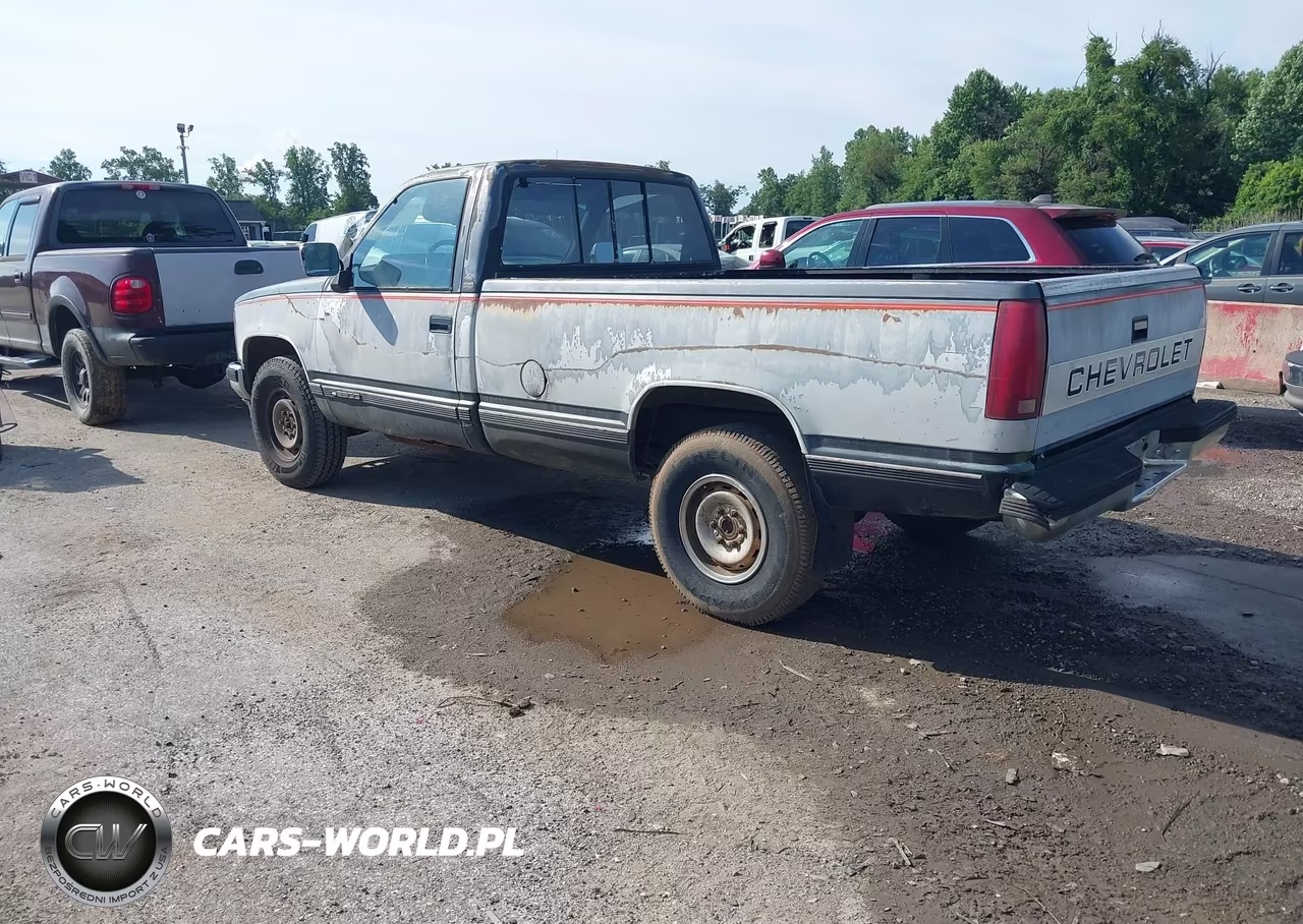 1989 Chevrolet Gmt-400 K2500 VIN:1GCFK24K1KZ120755 - 3