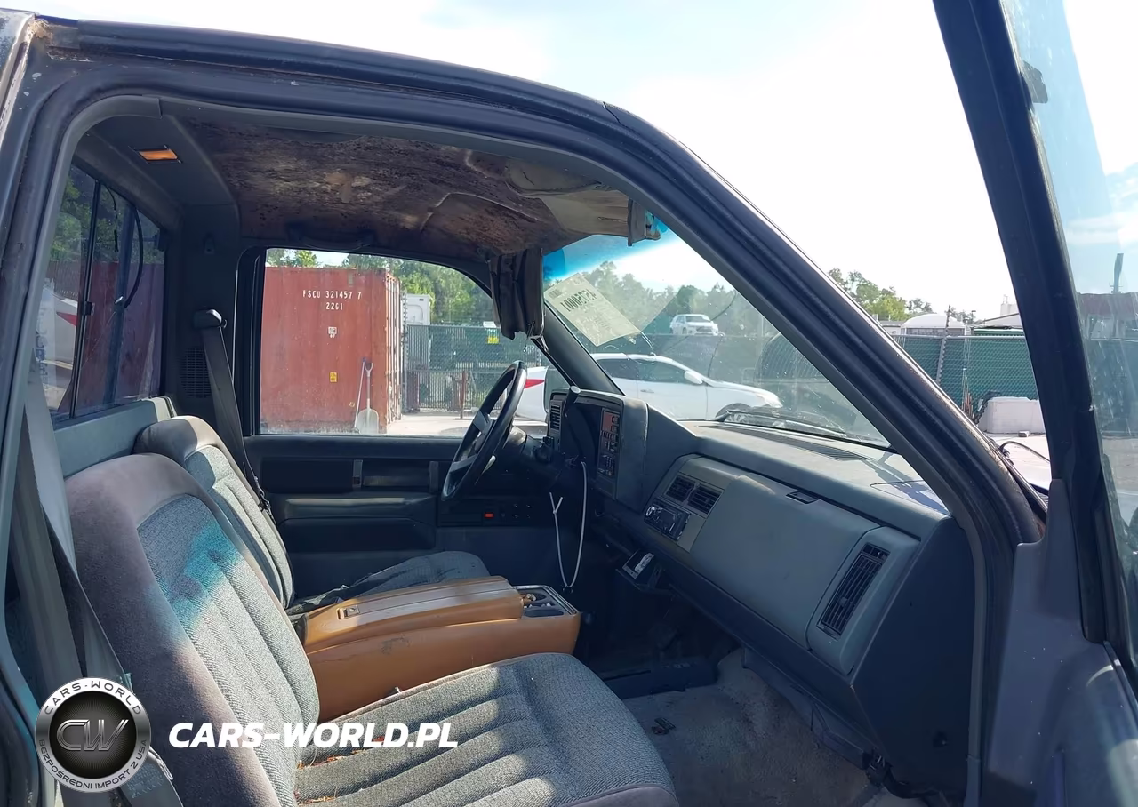 1989 Chevrolet Gmt-400 K2500 VIN:1GCFK24K1KZ120755 - 8