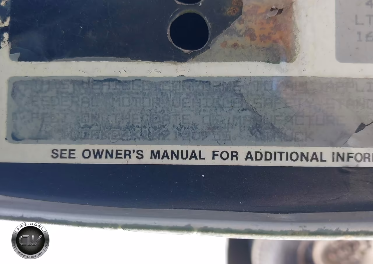 1989 Chevrolet Gmt-400 K2500 VIN:1GCFK24K1KZ120755 - 9