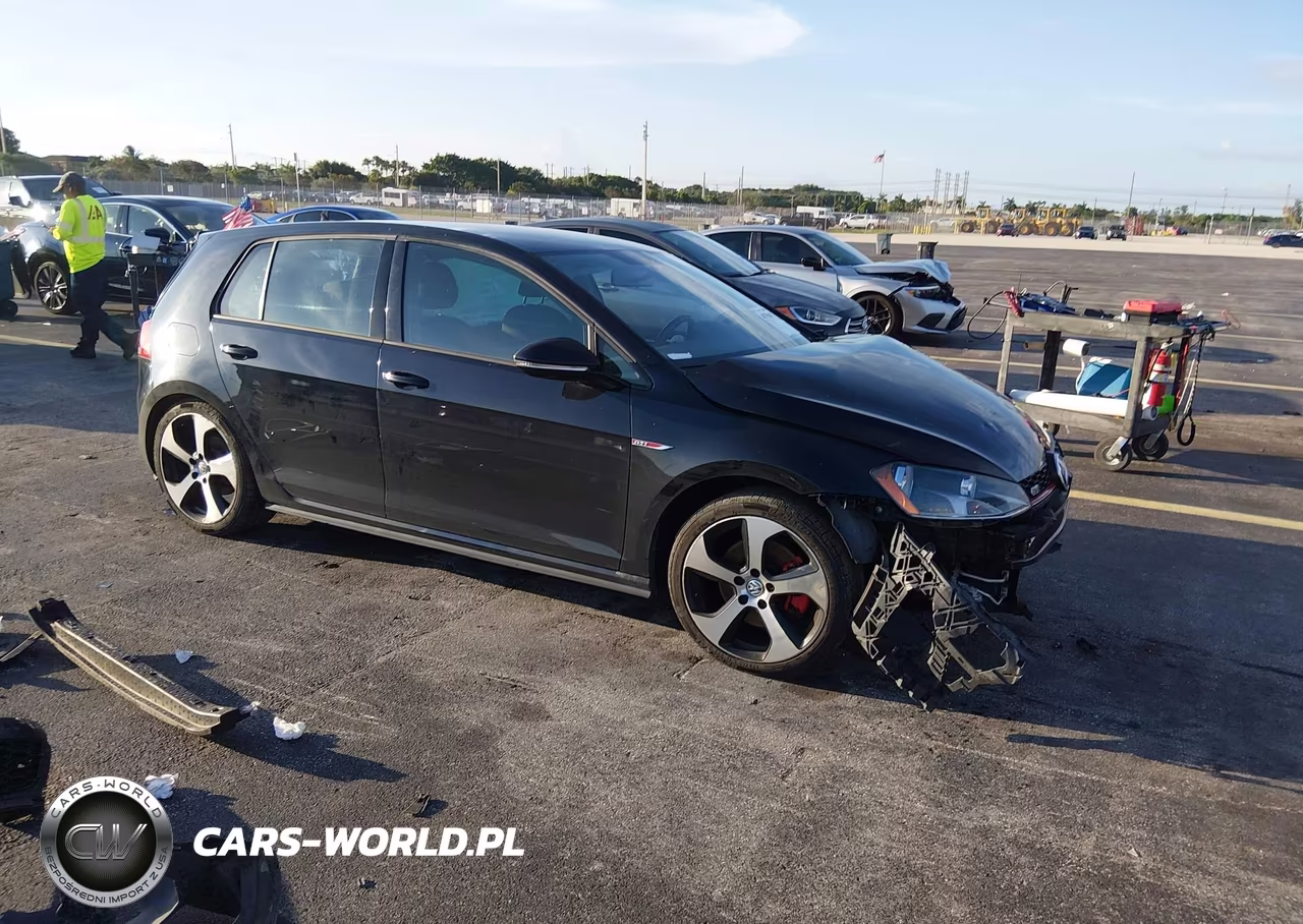 2017 Volkswagen Golf Gti S 4-Door – zdjęcie 1 z 17