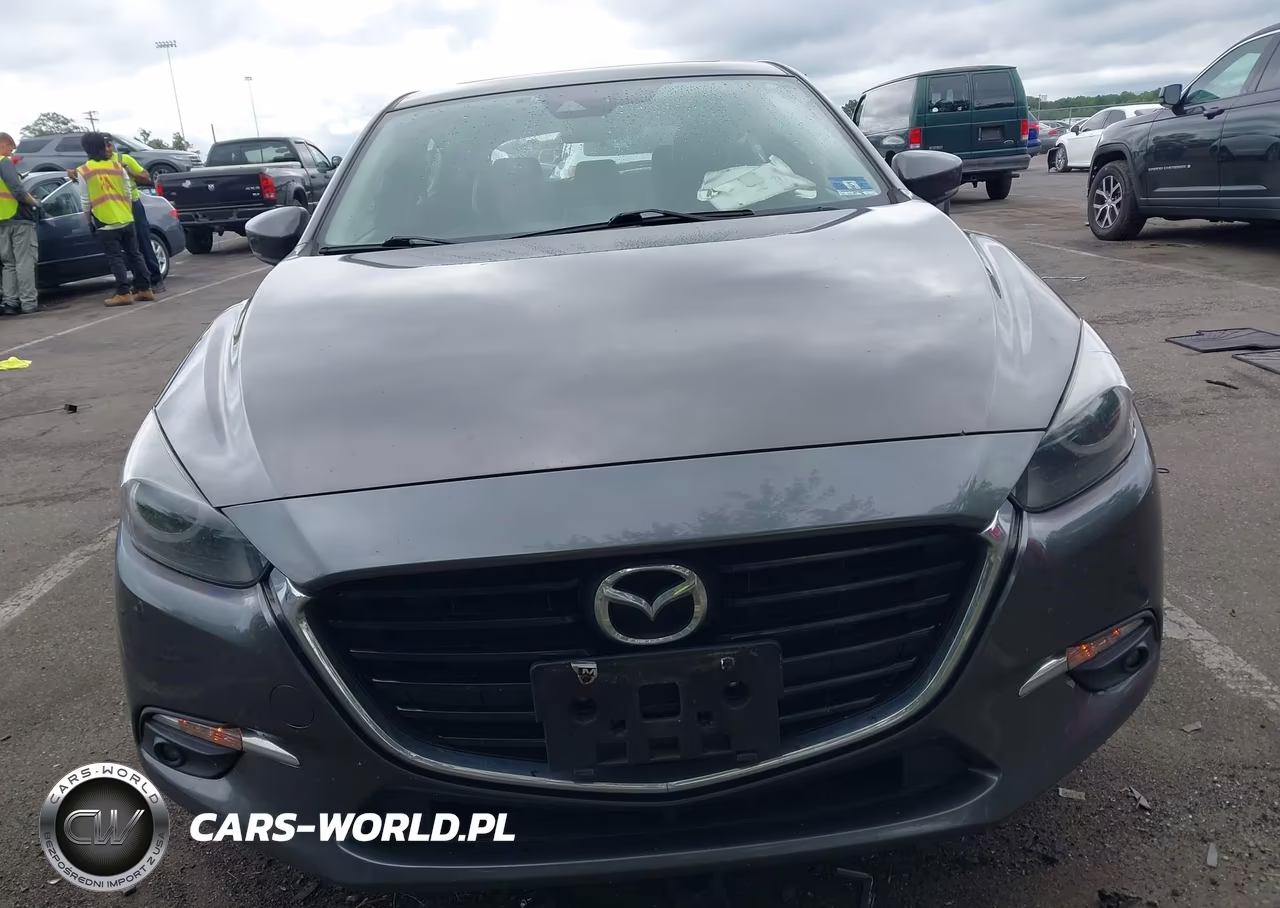 2018 Mazda Mazda3 Grand Touring VIN:3MZBN1M37JM215682 - 12