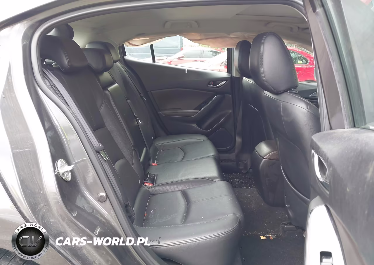 2018 Mazda Mazda3 Grand Touring VIN:3MZBN1M37JM215682 - 8