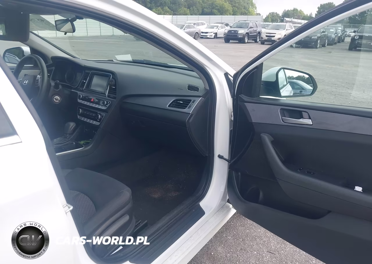 2019 Hyundai Sonata Se VIN:5NPE24AF2KH760589 - 5