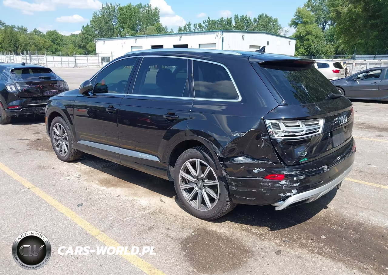 2018 Audi Q7 2.0T Premium VIN:WA1LHAF7XJD013505 - 3