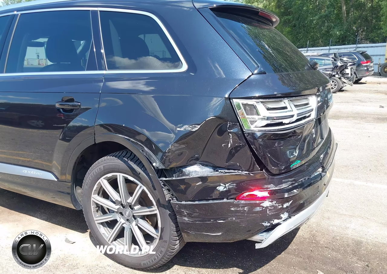 2018 Audi Q7 2.0T Premium VIN:WA1LHAF7XJD013505 - 6