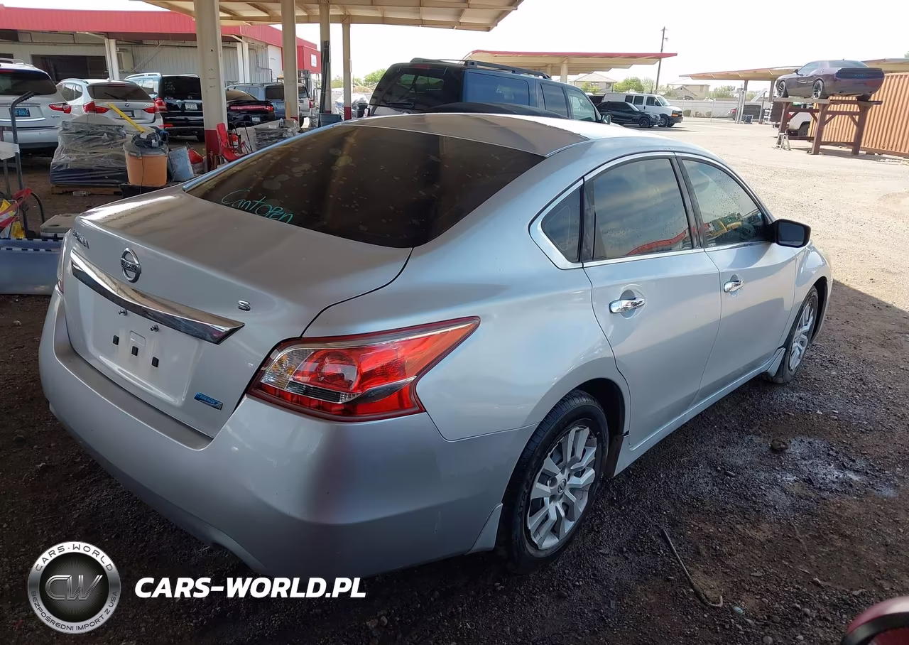 2013 Nissan Altima 2.5 S VIN:1N4AL3AP1DN542439 - 4