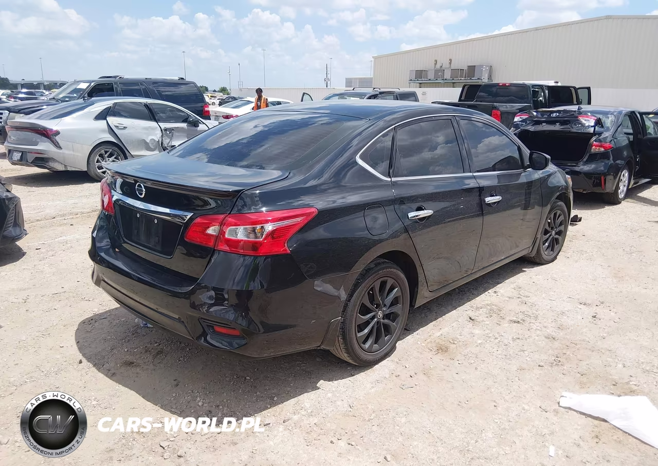 2018 Nissan Sentra S VIN:3N1AB7AP6JY309324 - 4