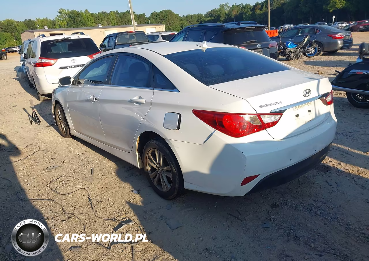 2014 Hyundai Sonata Gls VIN:5NPEB4AC1EH935375 - 3