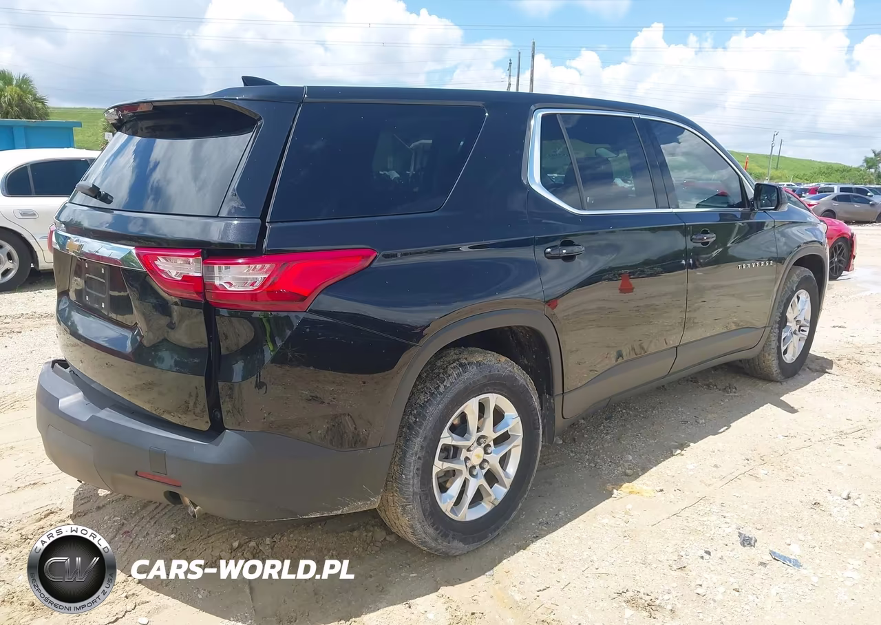 2020 Chevrolet Traverse Fwd Ls VIN:1GNERFKW9LJ119753 - 4