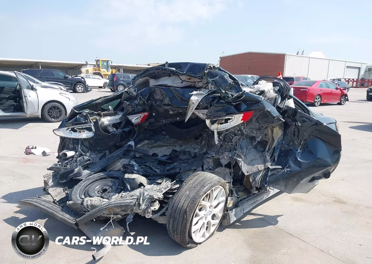 2014 Ford Fusion Titanium VIN:3FA6P0K96ER201397 - 4