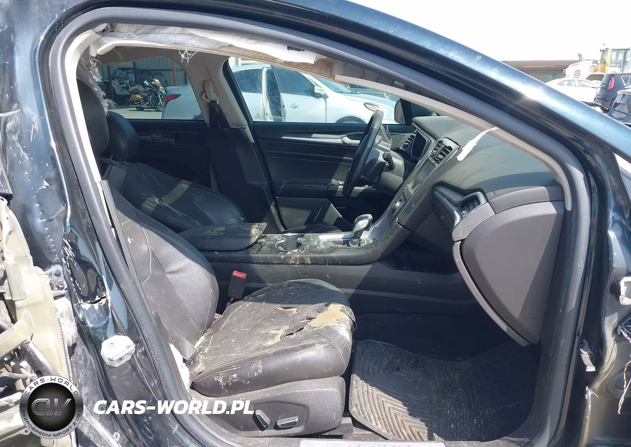 2014 Ford Fusion Titanium VIN:3FA6P0K96ER201397 - 5