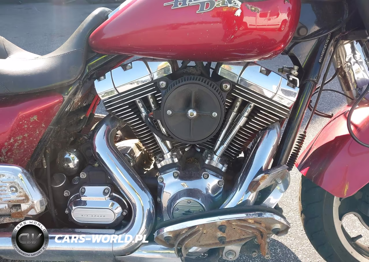 2012 Harley-Davidson Flhx Street Glide VIN:1HD1KBM12CB624354 - 8