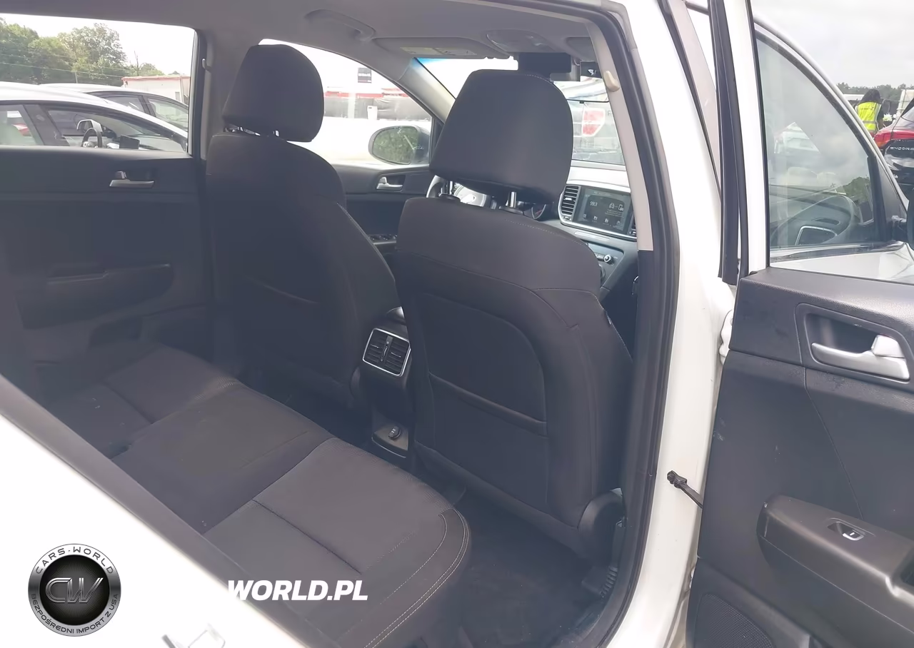 2020 Kia Sportage Lx VIN:KNDPM3AC5L7688571 - 8