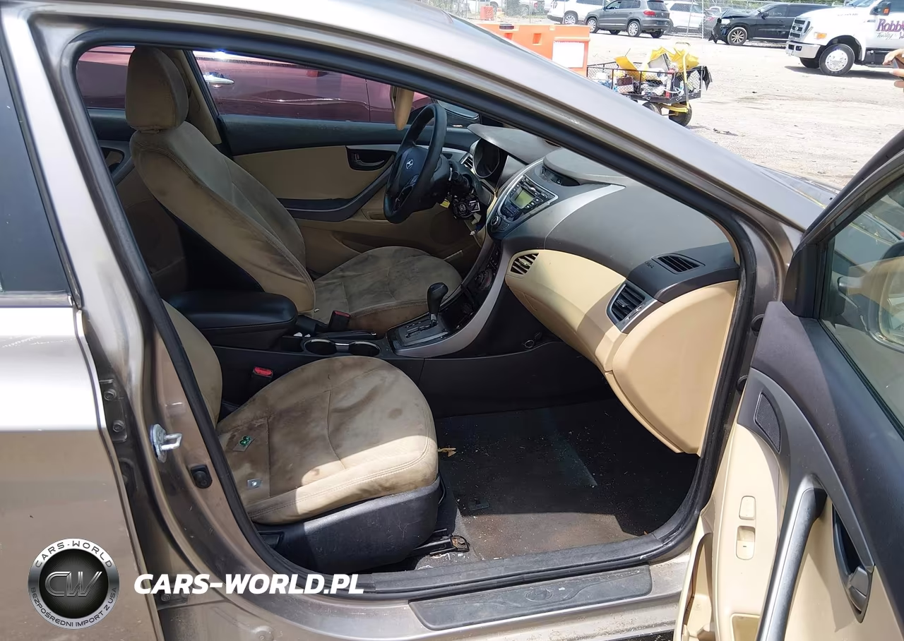 2013 Hyundai Elantra Gls VIN:5NPDH4AEXDH179491 - 5