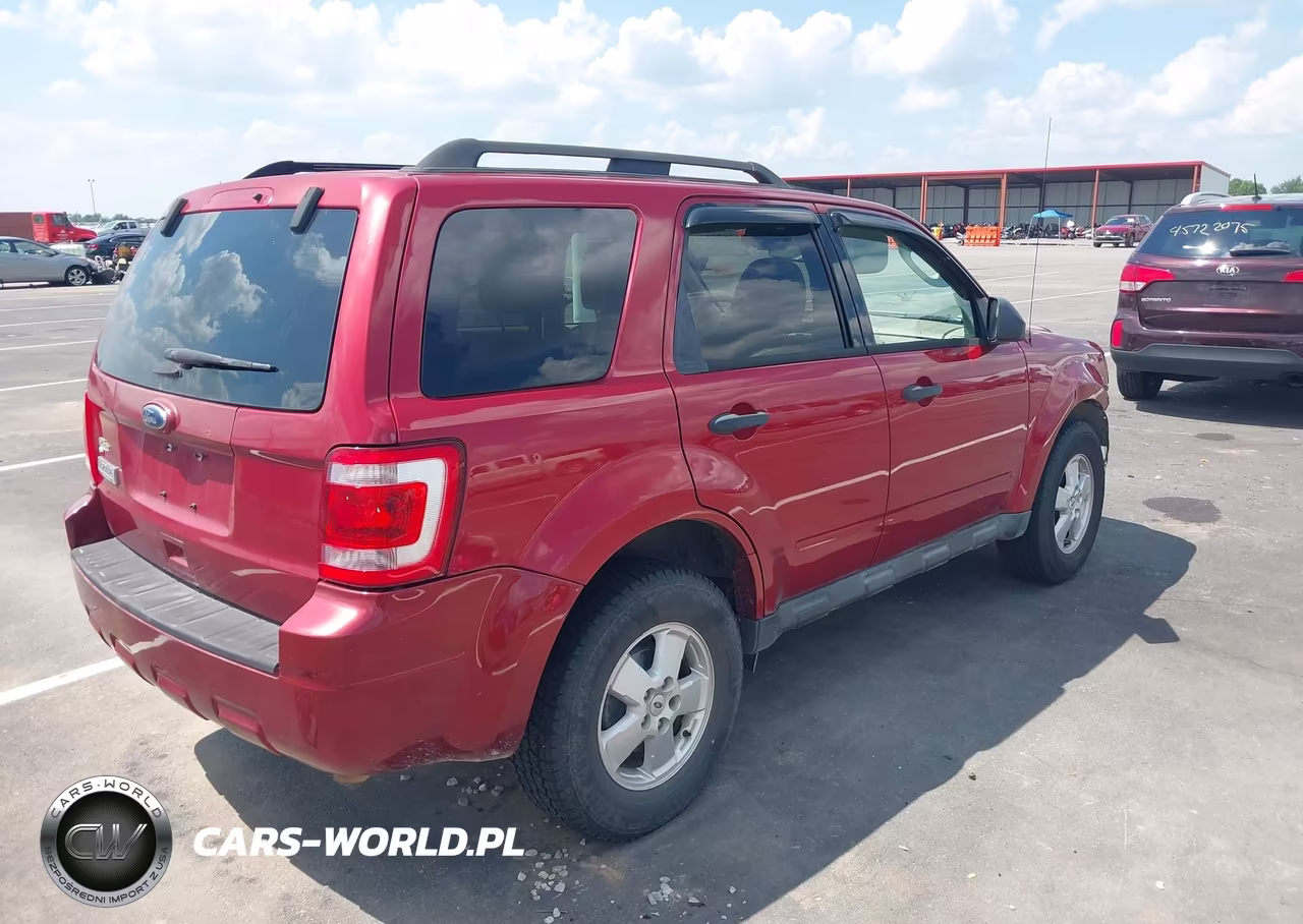 2012 Ford Escape Xlt VIN:1FMCU0D72CKB39012 - 4