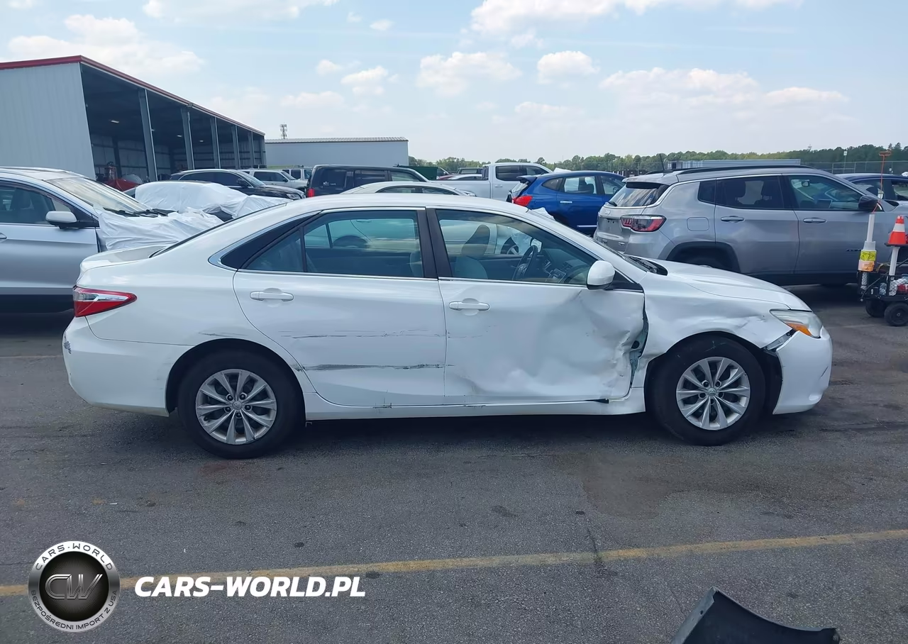 2017 Toyota Camry Le VIN:4T1BF1FK1HU362800 - 13