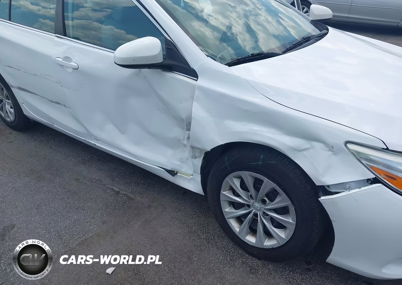 2017 Toyota Camry Le VIN:4T1BF1FK1HU362800 - 6