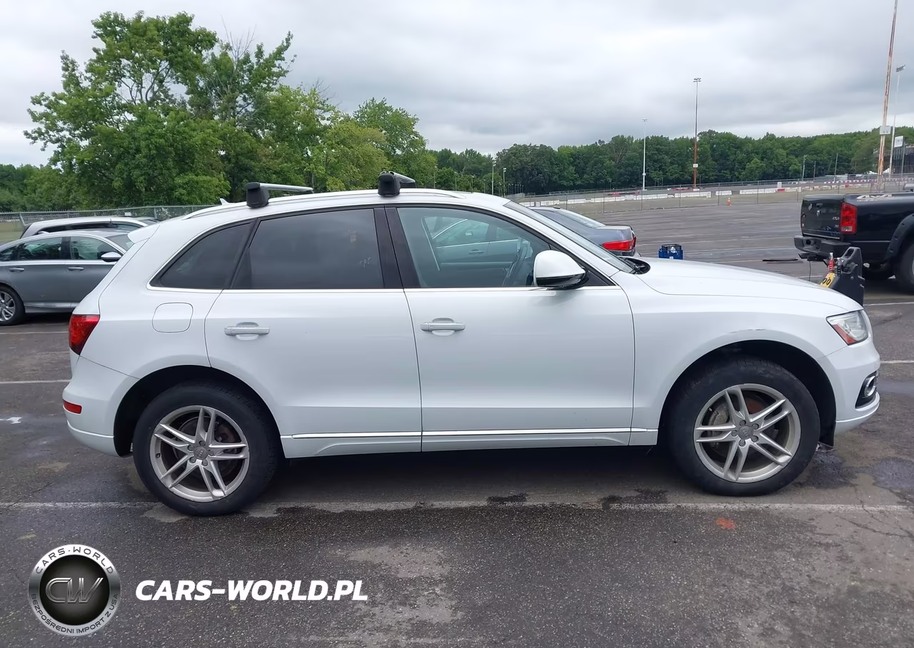 2016 Audi Q5 2.0T Premium VIN:WA1L2AFP2GA115313 - 13